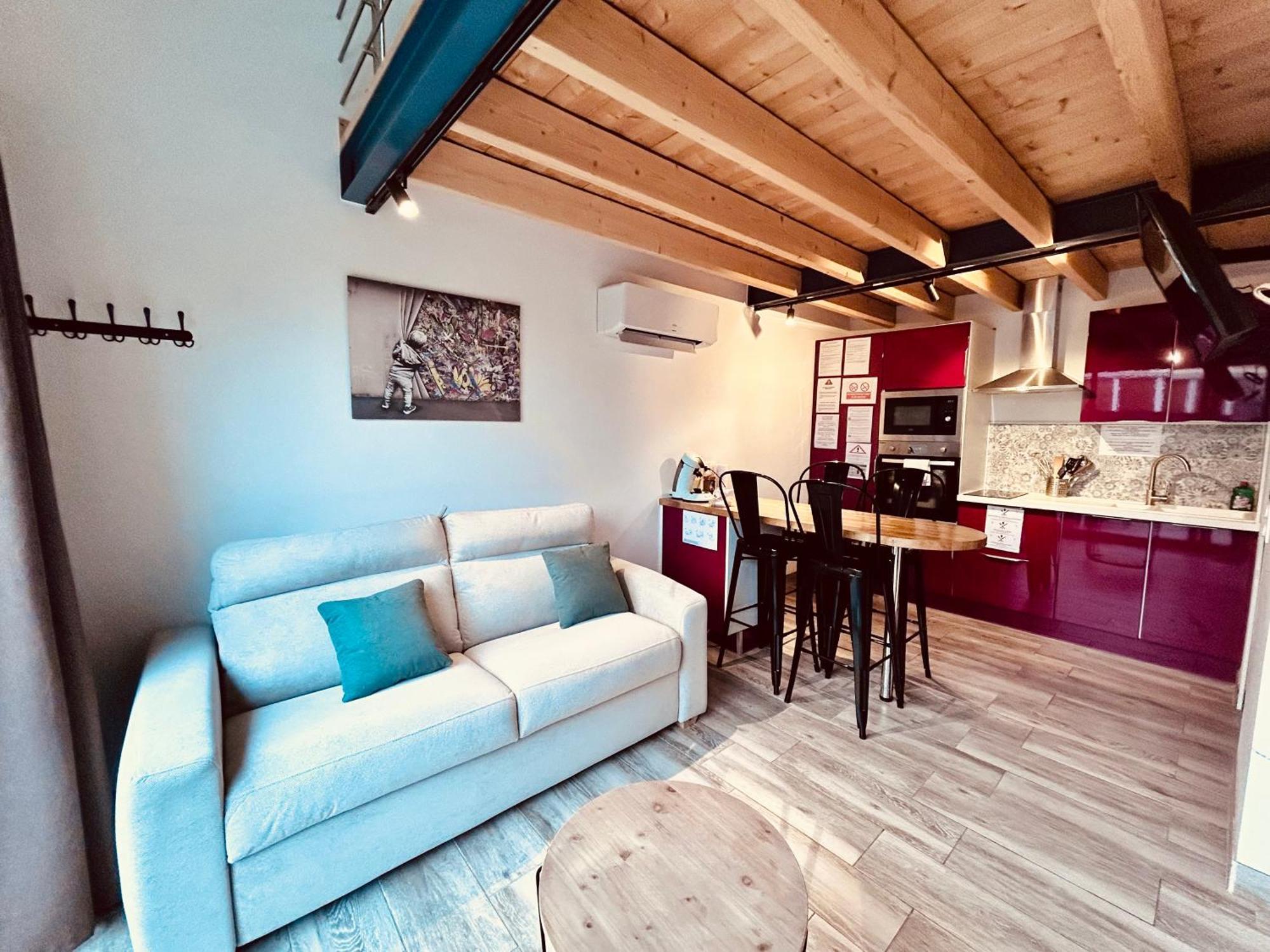Le Clos De Tanvol - Parking Prive Gratuit- Terrasse Privee - Climatisation Viriat Bagian luar foto