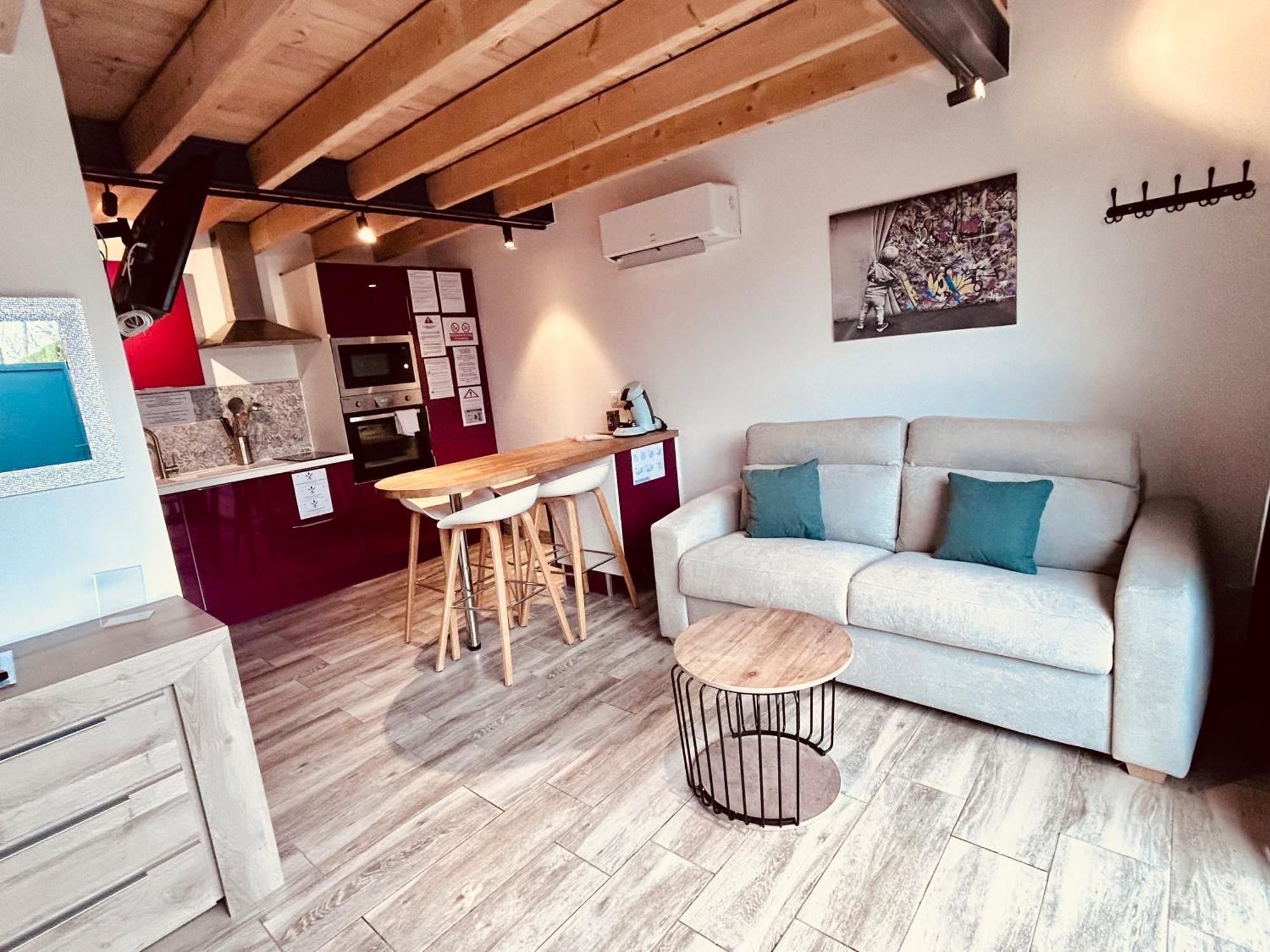 Le Clos De Tanvol - Parking Prive Gratuit- Terrasse Privee - Climatisation Viriat Bagian luar foto